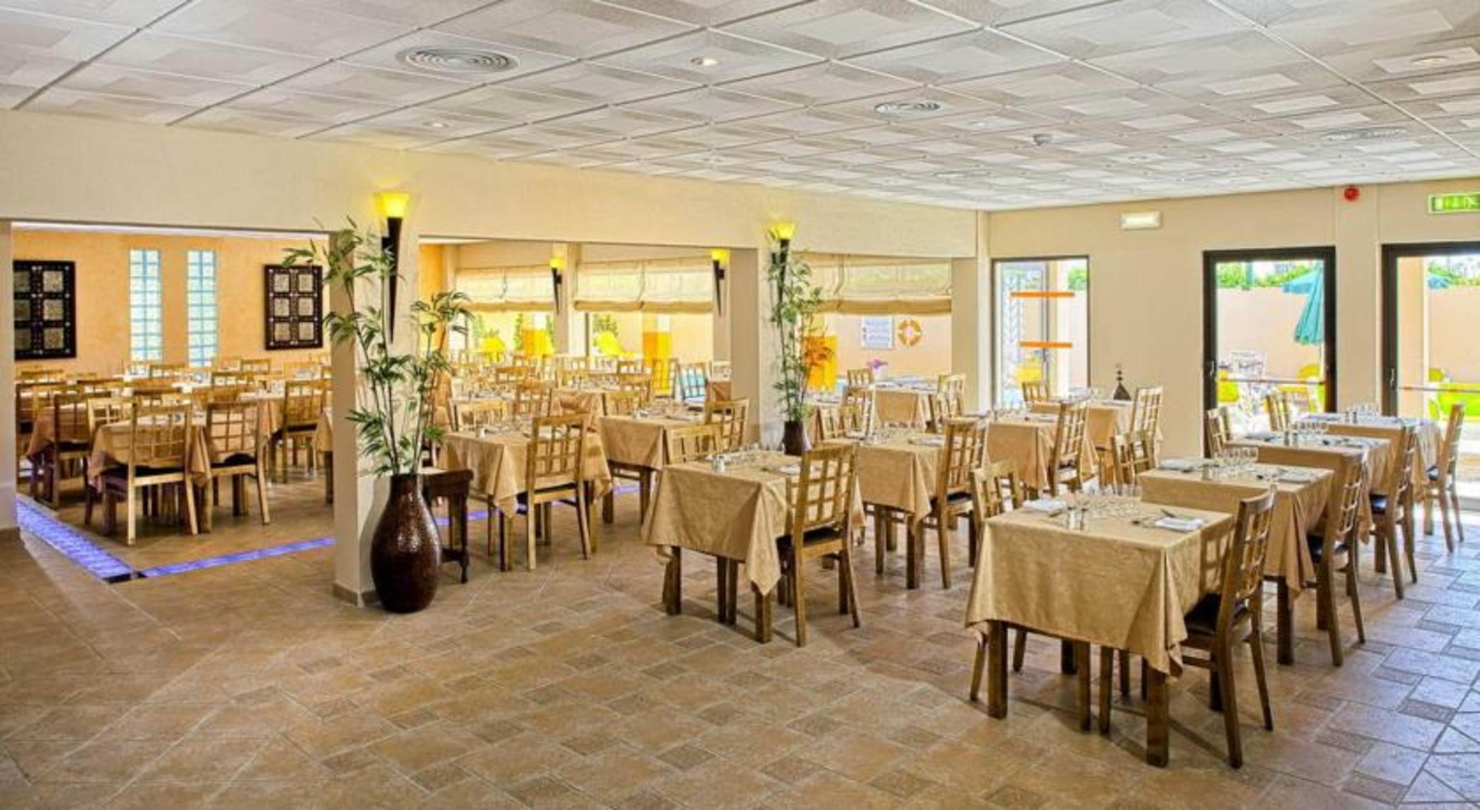 Casablanca Unique Hotel 몬뜨고르두 외부 사진