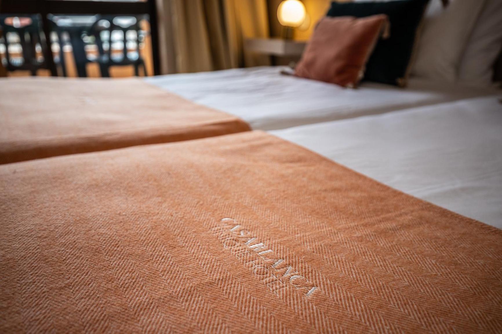 Casablanca Unique Hotel 몬뜨고르두 외부 사진